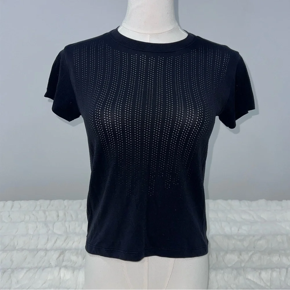 lululemon athletica Black Short Sleeve Tee